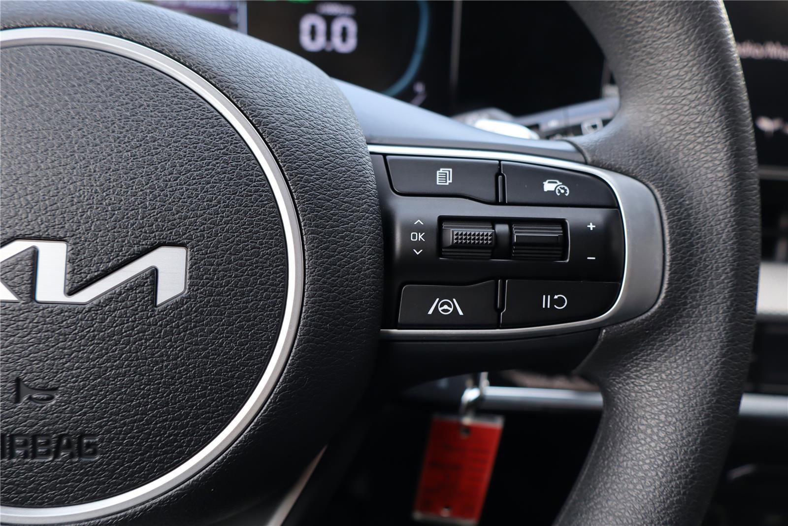 Certified 2025 Kia Sportage LX image 18