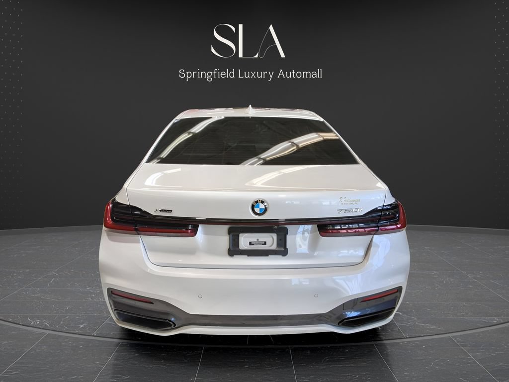 Used 2021 BMW 750i xDrive w/ Executive Package AWD/4WD image 7