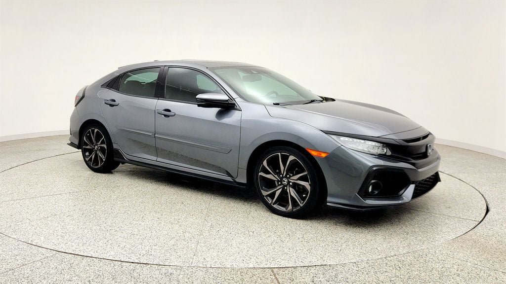 Used 2019 Honda Civic Sport Touring image 3