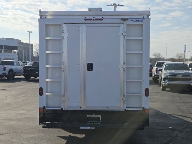 New 2026 GMC Savana 4500 w/ Driver Convenience Package image 18