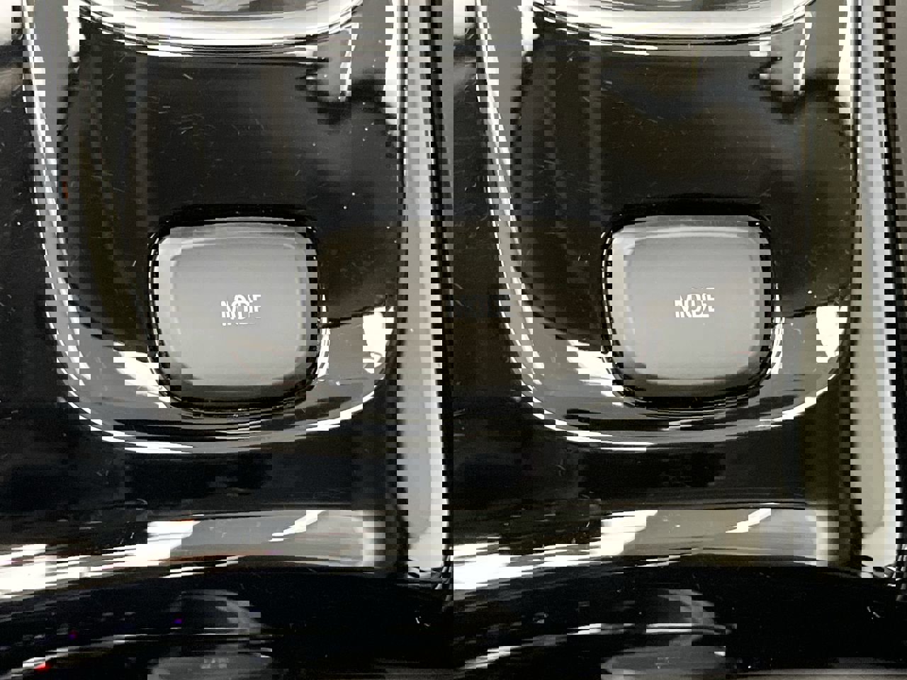 Certified 2022 Buick Envision Essence w/ Technology Package I image 17