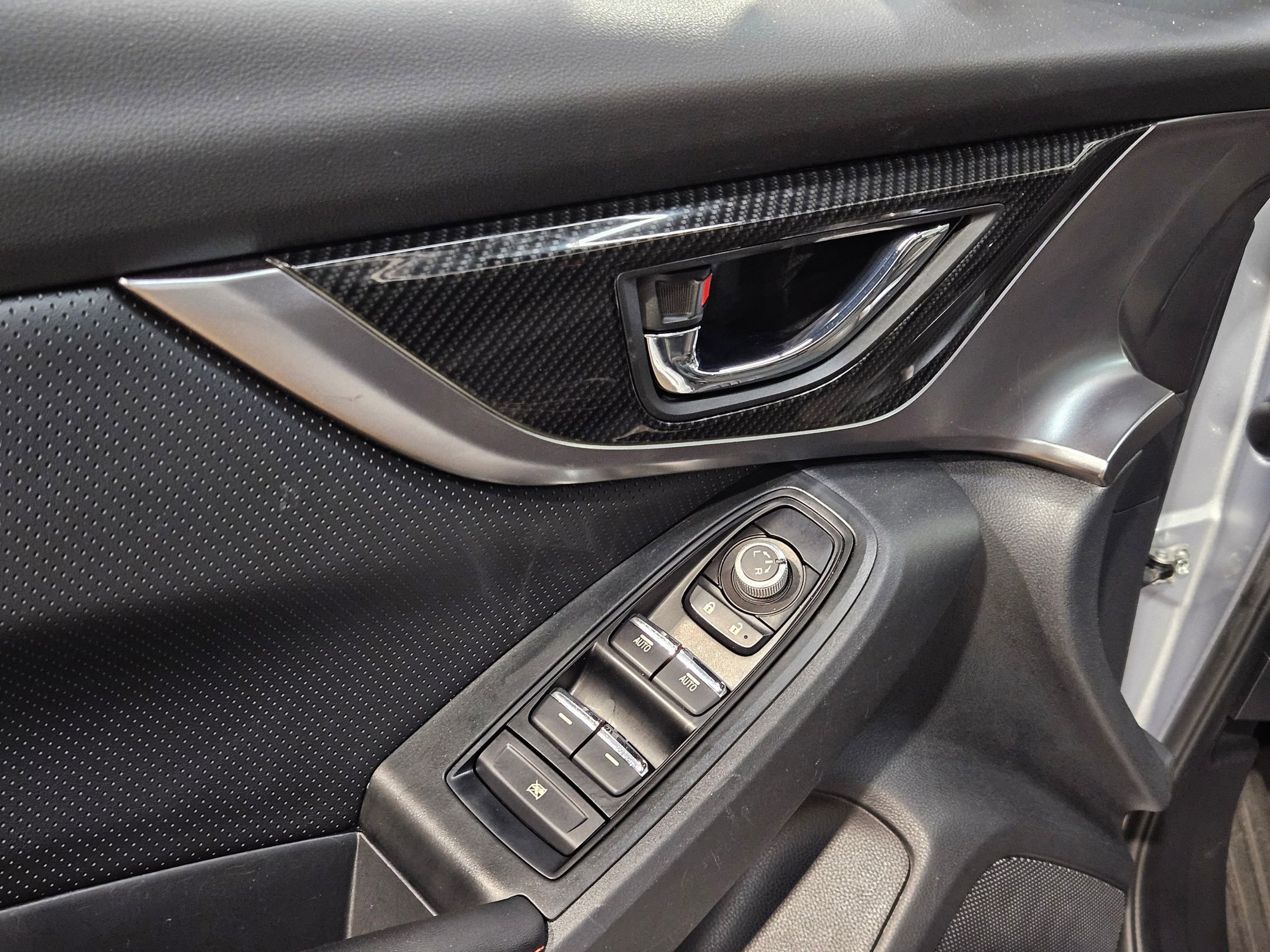 Used 2019 Subaru Crosstrek 2.0i Limited w/ Moonroof Package w/Navigation image 21