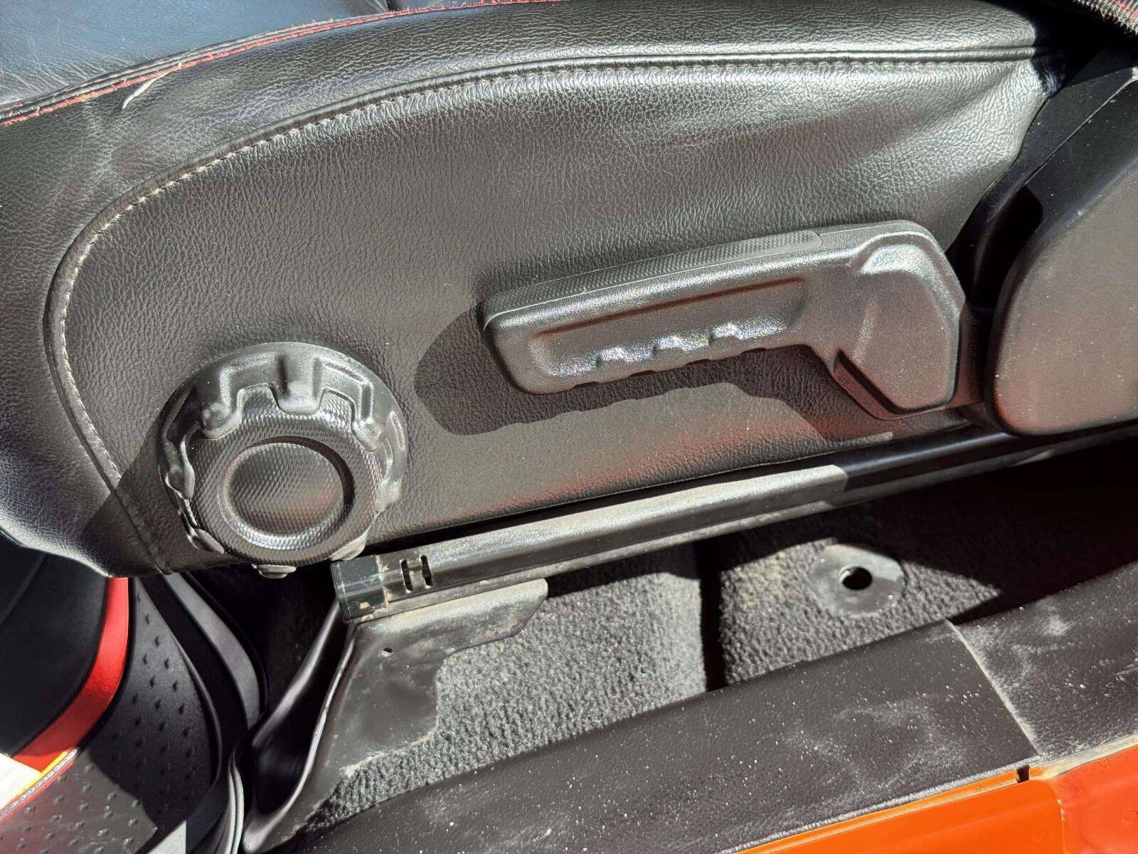 Used 2018 Jeep Wrangler Unlimited Rubicon AWD/4WD image 25
