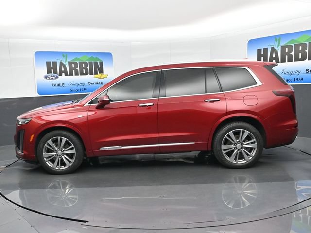 Used 2022 Cadillac XT6 Premium Luxury w/ Technology Package FWD image 2