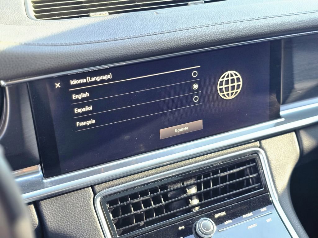 Used 2023 Porsche Panamera Platinum Edition image 25