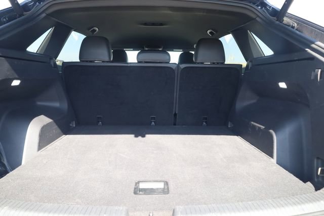 Used 2025 Volkswagen Atlas Cross Sport SE image 24