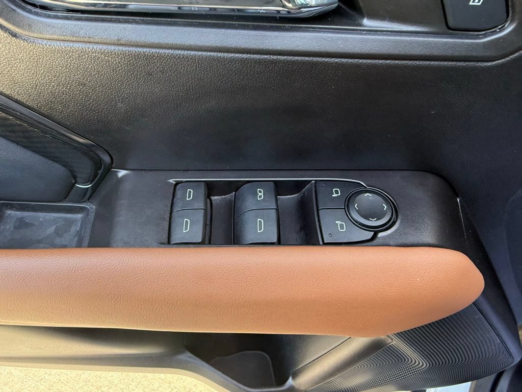 Used 2024 GMC Canyon AT4 w/ Technology Package AWD/4WD image 26