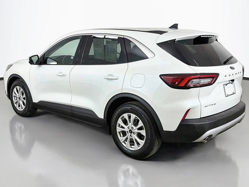 Used 2023 Ford Escape Active w/ Tech Pack #2 FWD image 12