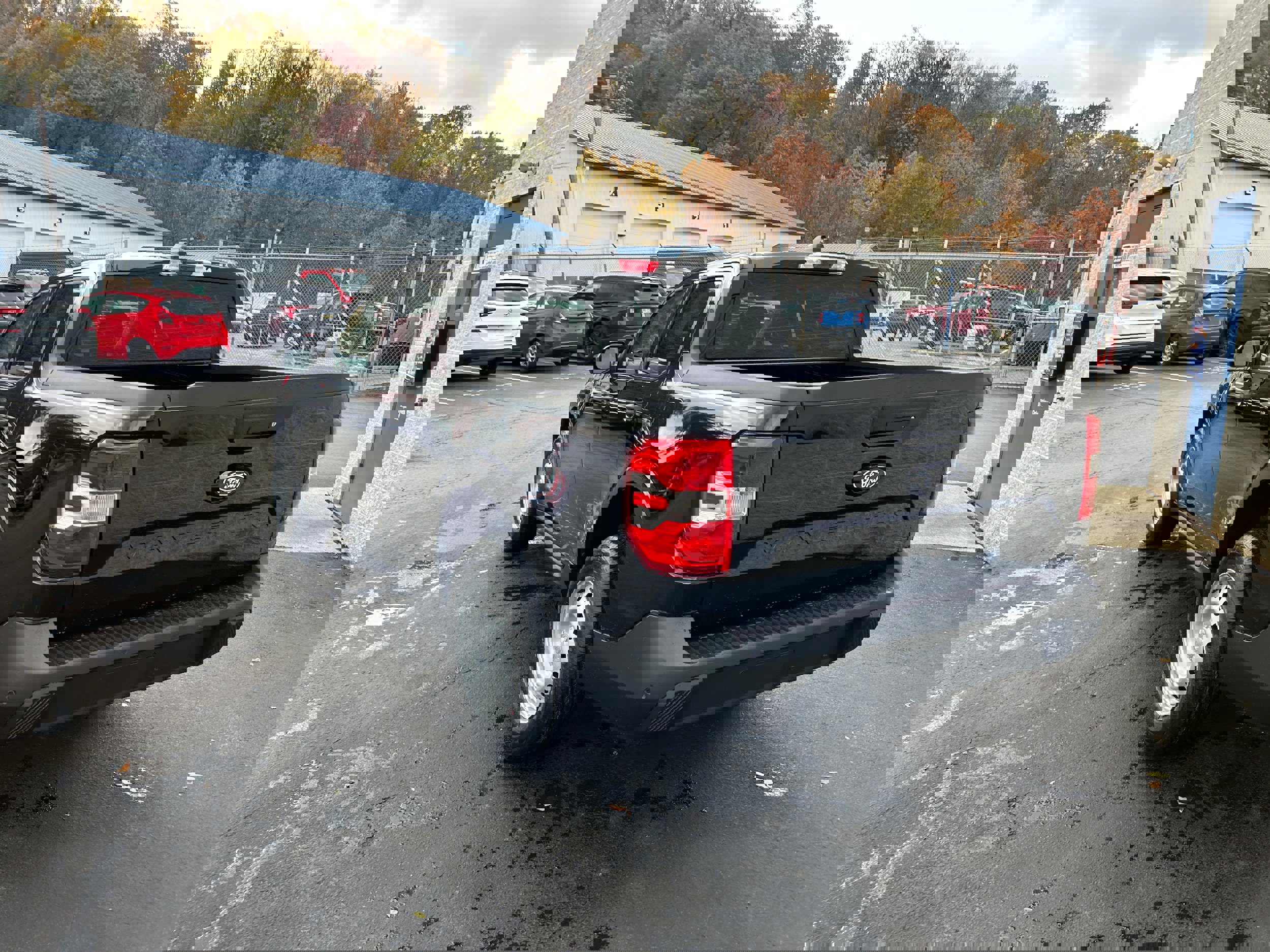 New 2025 Ford Maverick XL w/ Equipment Group 101A image 10