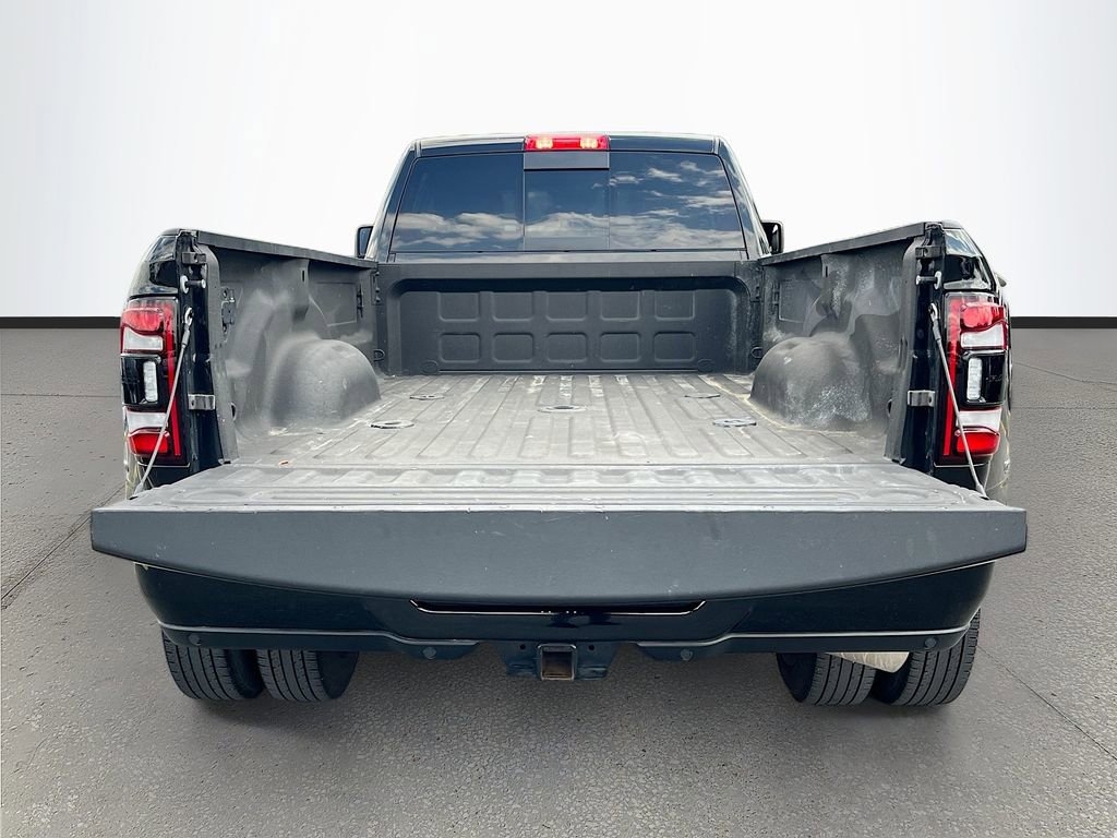 Used 2024 RAM 3500 Laramie w/ Night Edition image 26
