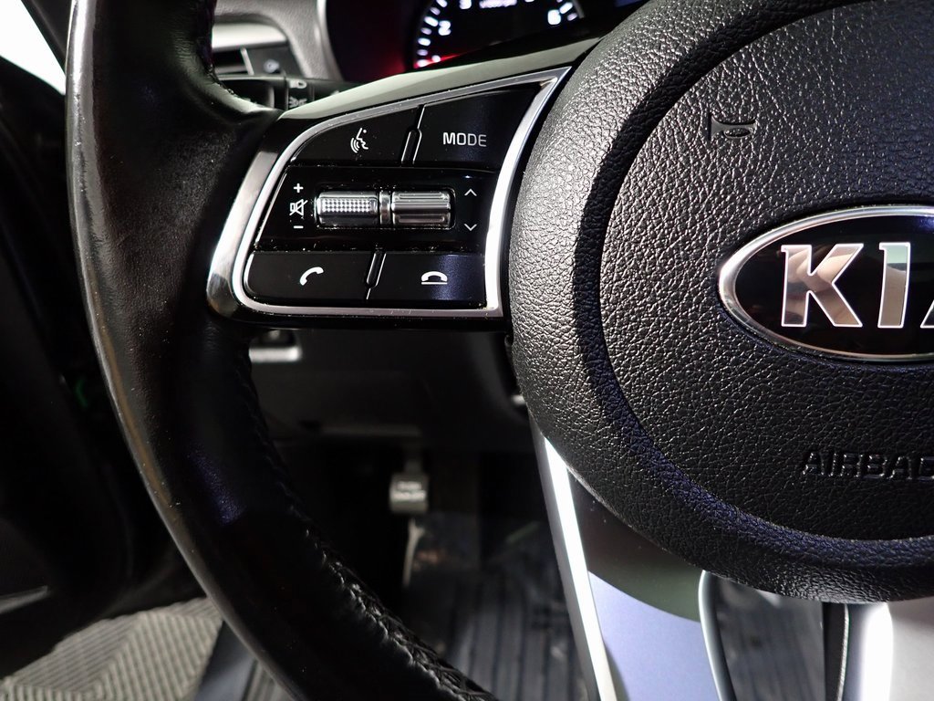 Used 2020 Kia Optima SE image 23