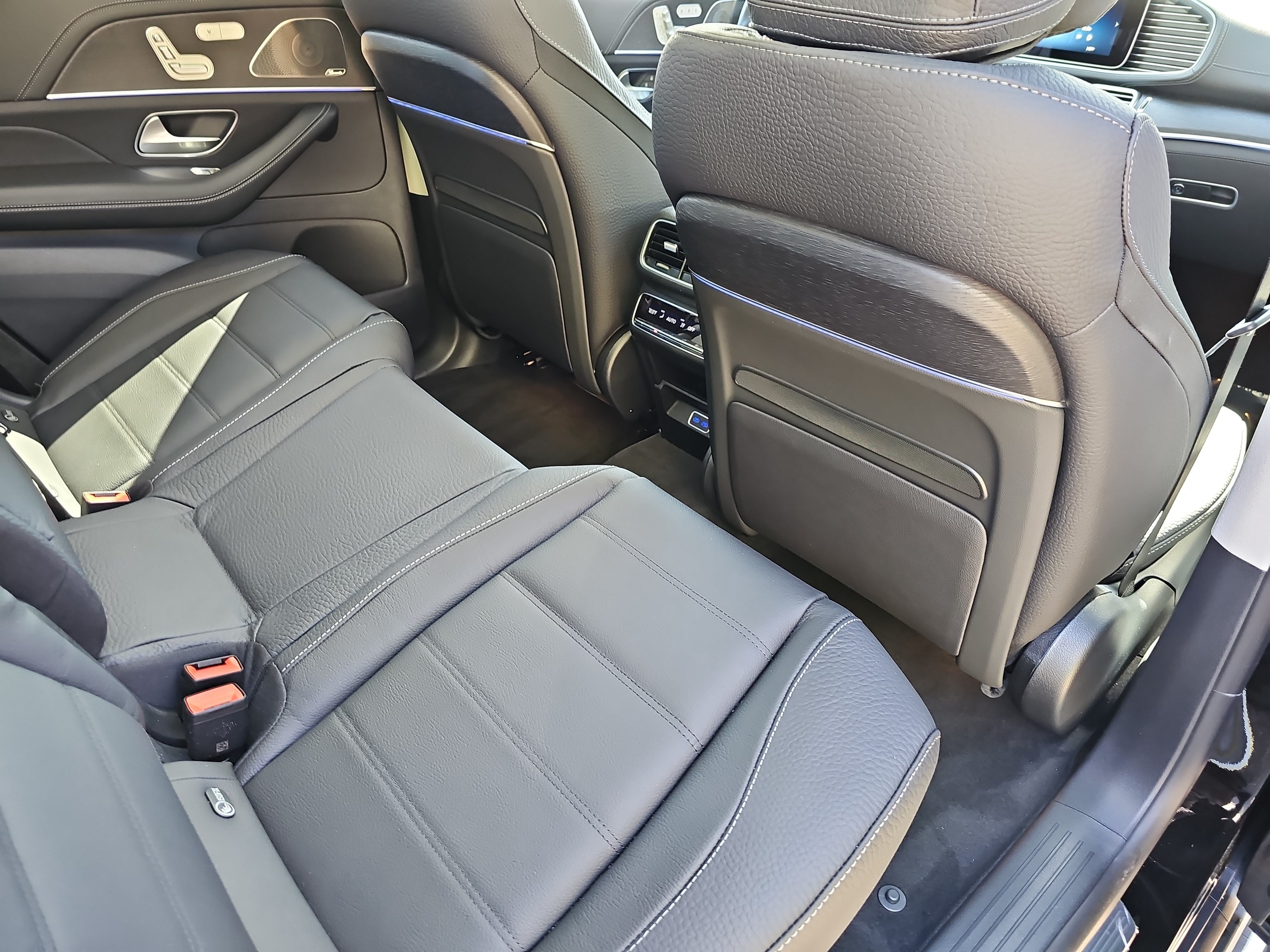 New 2026 Mercedes-Benz GLS 450 4MATIC image 11