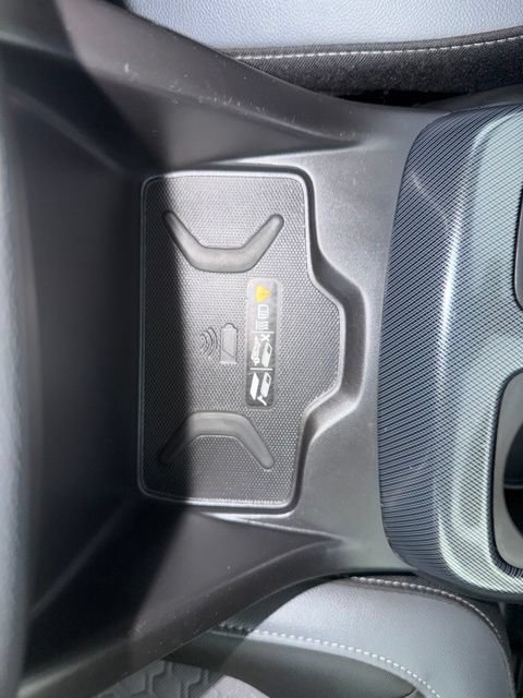 Used 2021 Chevrolet Colorado Z71 AWD/4WD image 38