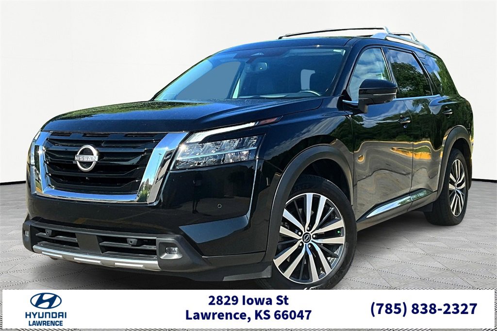 Used 2022 Nissan Pathfinder Platinum w/ Cargo Package