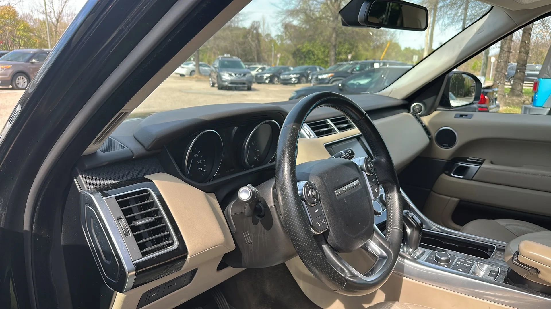Used 2016 Land Rover Range Rover Sport HSE image 16
