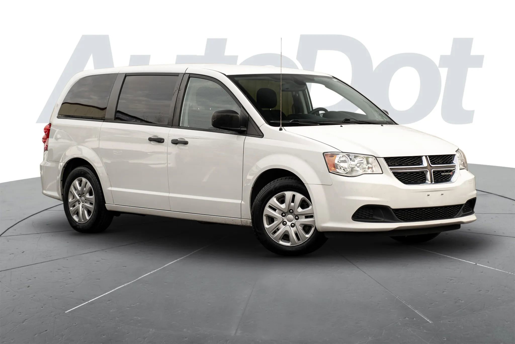 Used 2019 Dodge Grand Caravan SE w/ UConnect Hands-Free Group