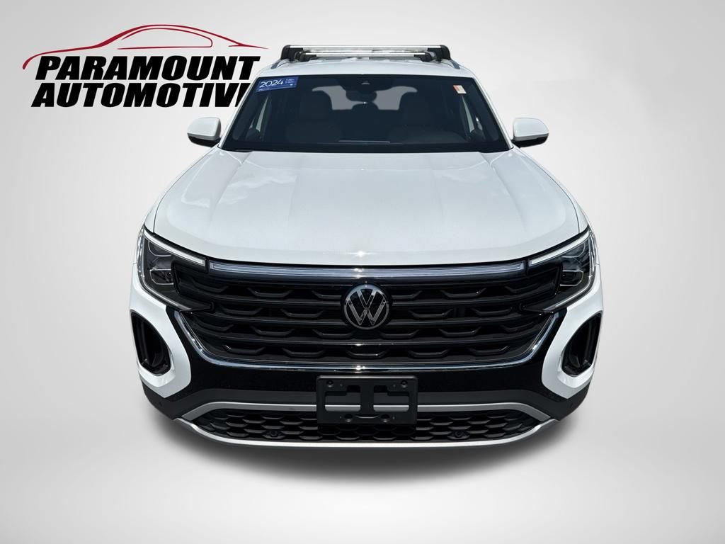 Used 2024 Volkswagen Atlas Cross Sport SE AWD/4WD image 2
