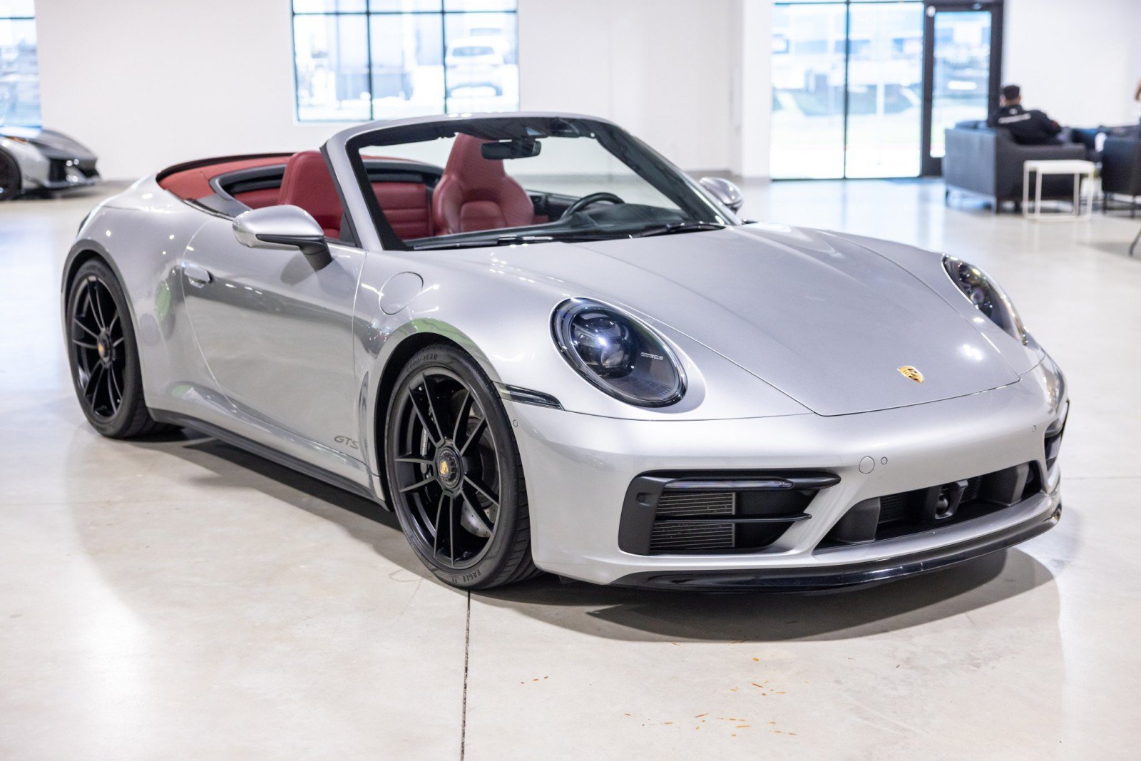 Used 2022 Porsche 911 Cabriolet image 10