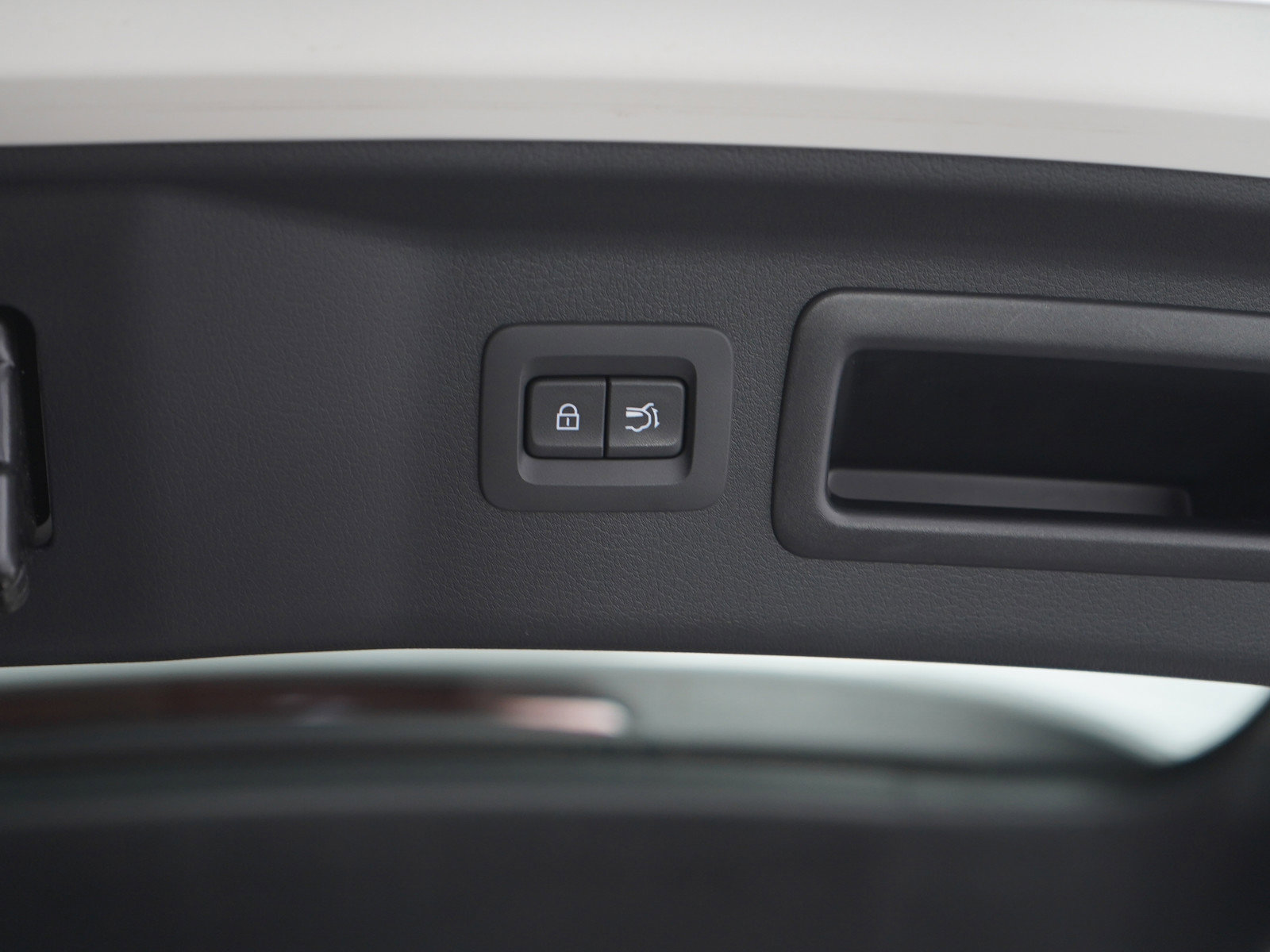 Certified 2025 MAZDA CX-90 Plug-In Hybrid w/Premium Sport image 10