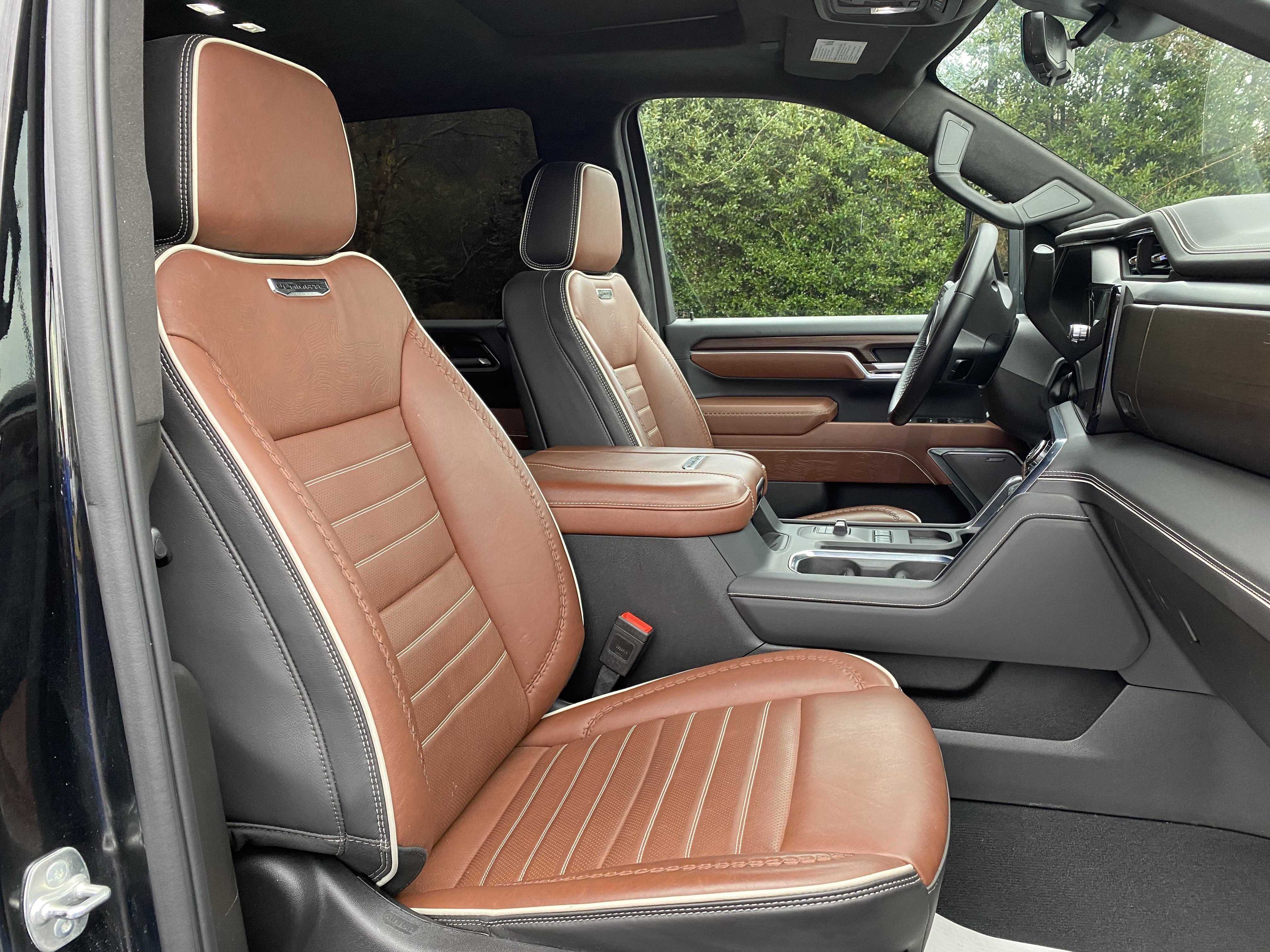 Used 2025 GMC Sierra 2500 Denali Ultimate w/ Snow Plow Prep/Camper Package image 39