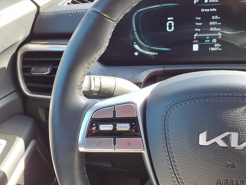 Used 2025 Kia Telluride EX X-Line image 18