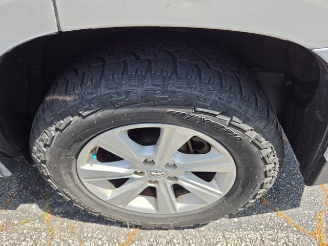 Used 2012 Toyota Highlander 4WD w/ Tech Pkg image 8