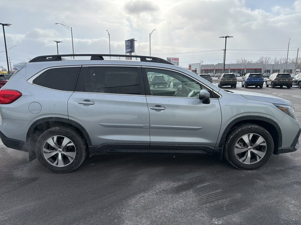 Certified 2023 Subaru Ascent Premium w/ Convenience Package image 2