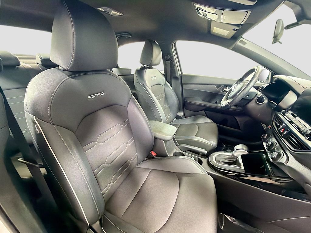 Used 2021 Kia Forte GT-Line image 26