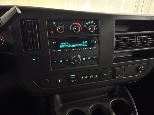 Used 2020 Chevrolet Express 2500 LT RWD image 31
