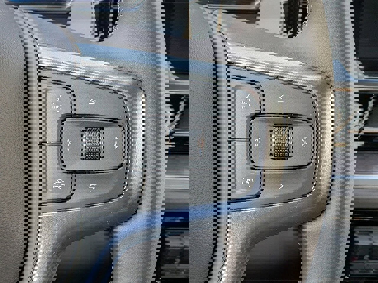 New 2026 Chevrolet Silverado 1500 LTZ w/ LTZ Premium Package image 12