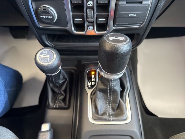 Used 2024 Jeep Wrangler Sport S image 24