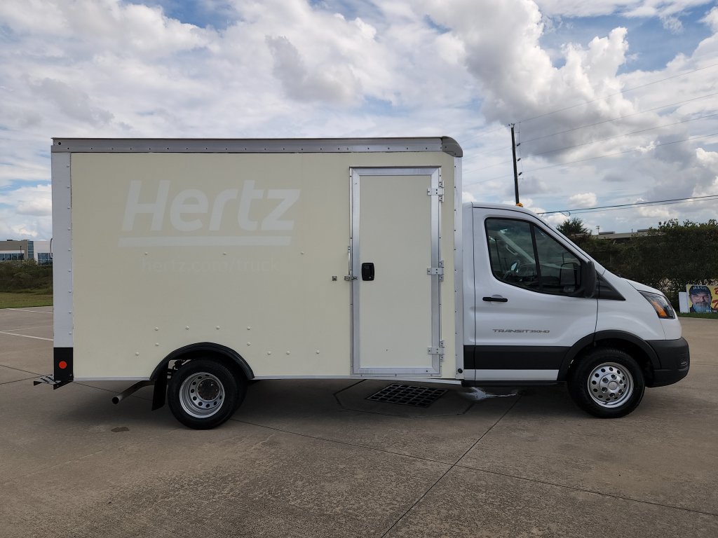 Used 2023 Ford Transit 350 DRW RWD image 4