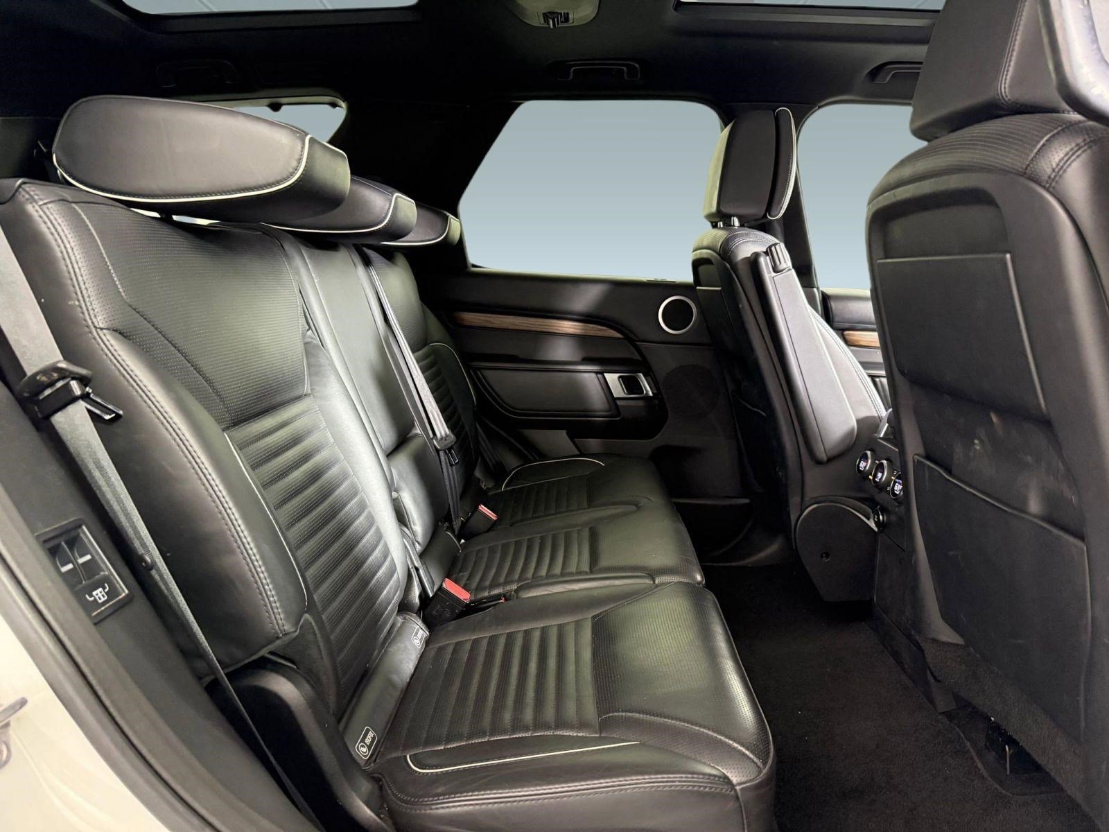 Used 2018 Land Rover Discovery HSE Luxury image 27