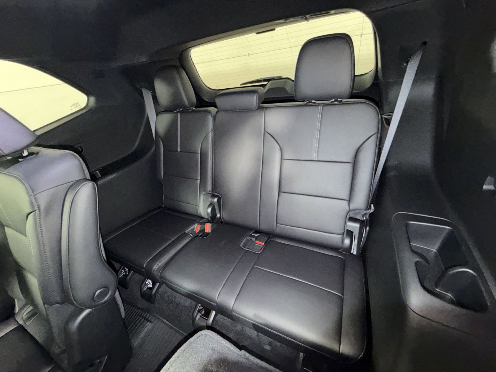 New 2026 GMC Acadia Elevation w/ Elevation Premium Package FWD image 25