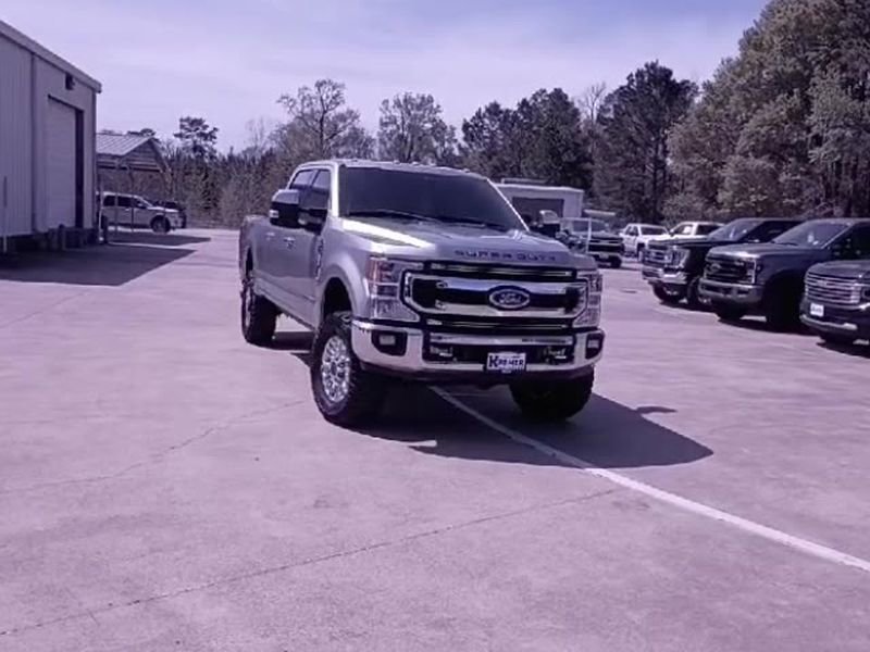 Used 2020 Ford F250 XLT w/ XLT Premium Package image 3