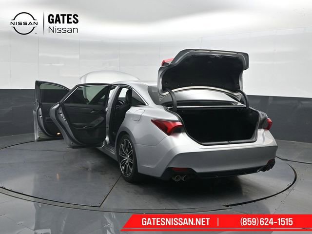 Used 2019 Toyota Avalon XSE FWD image 55