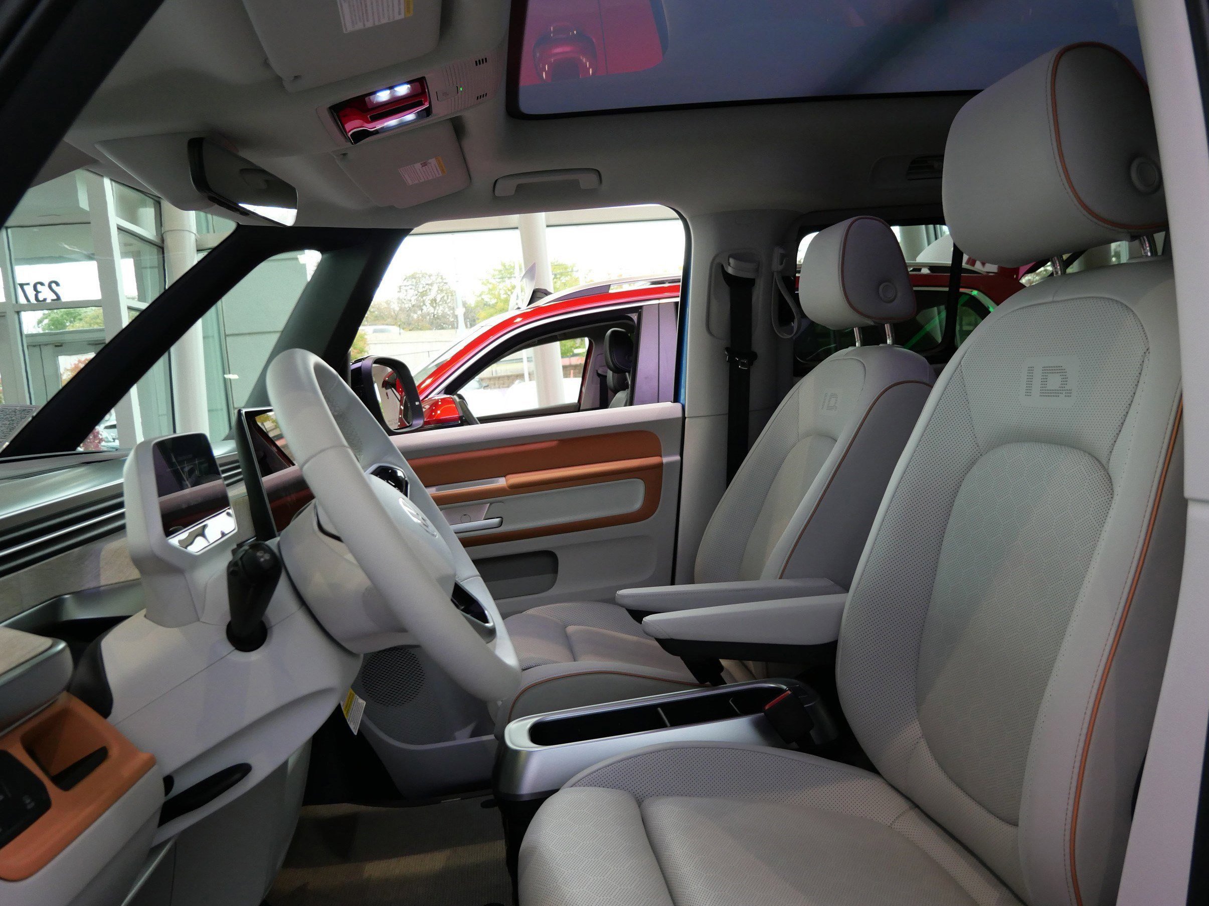 New 2025 Volkswagen ID. Buzz 1st Edition image 6