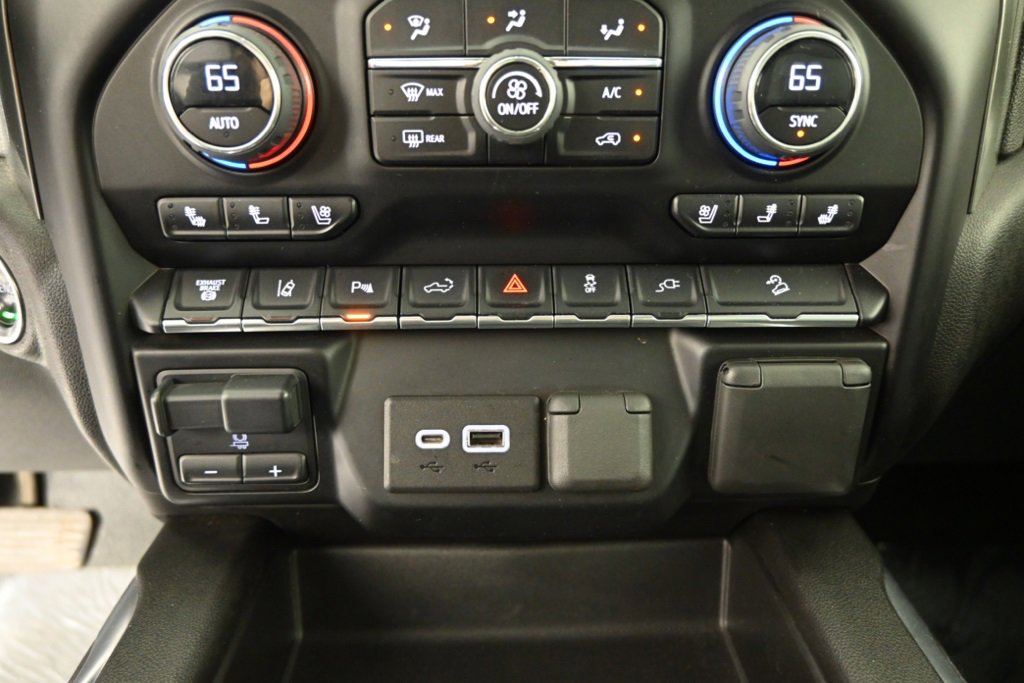 Used 2023 Chevrolet Silverado 2500 LTZ w/ LTZ Plus Package image 31