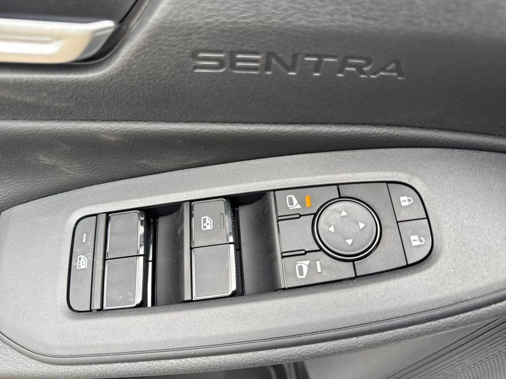 New 2026 Nissan Sentra SV w/ SV Convenience Package FWD image 17