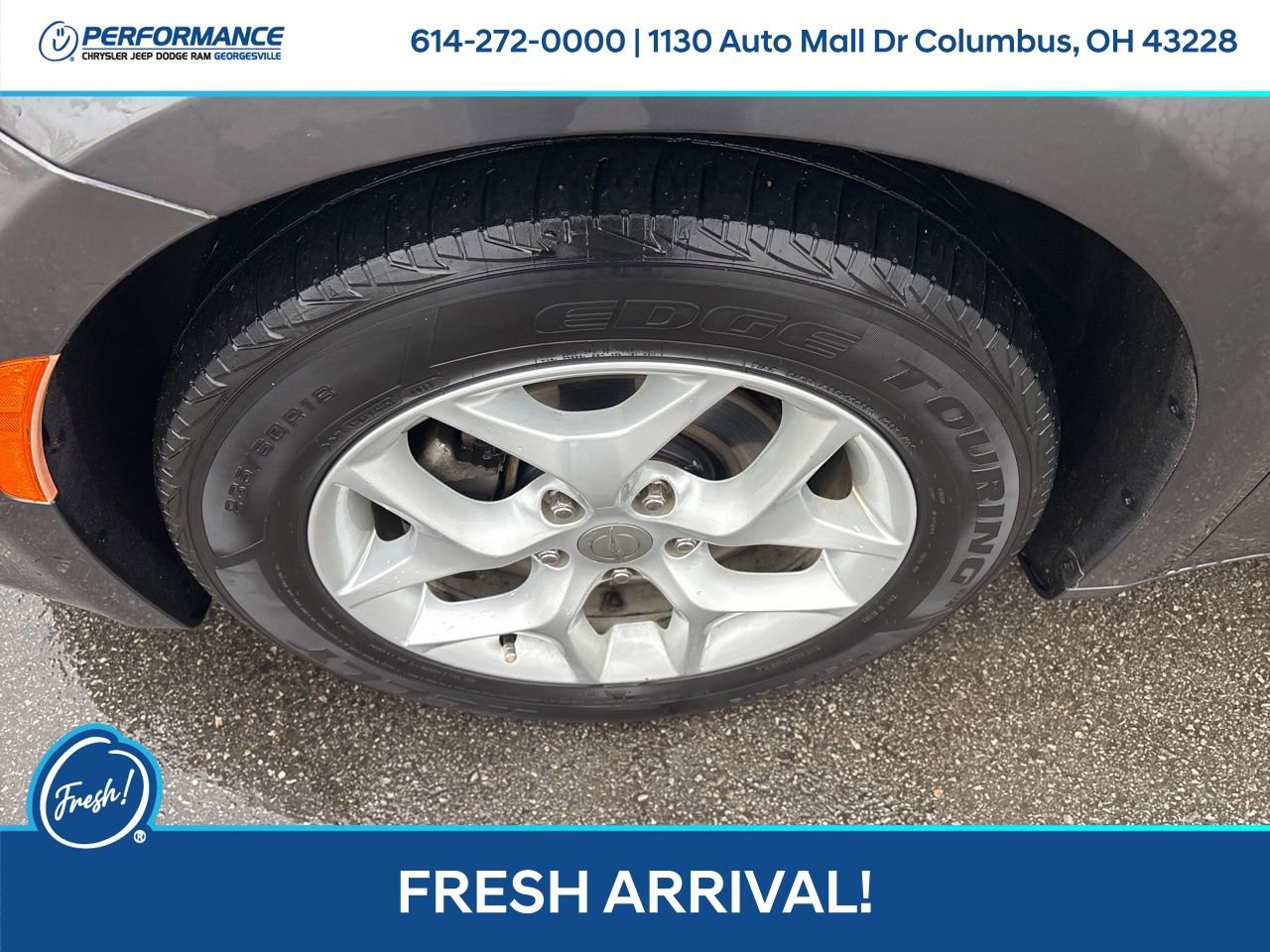 Used 2018 Chrysler Pacifica Touring Plus w/ Tire & Wheel Group image 10