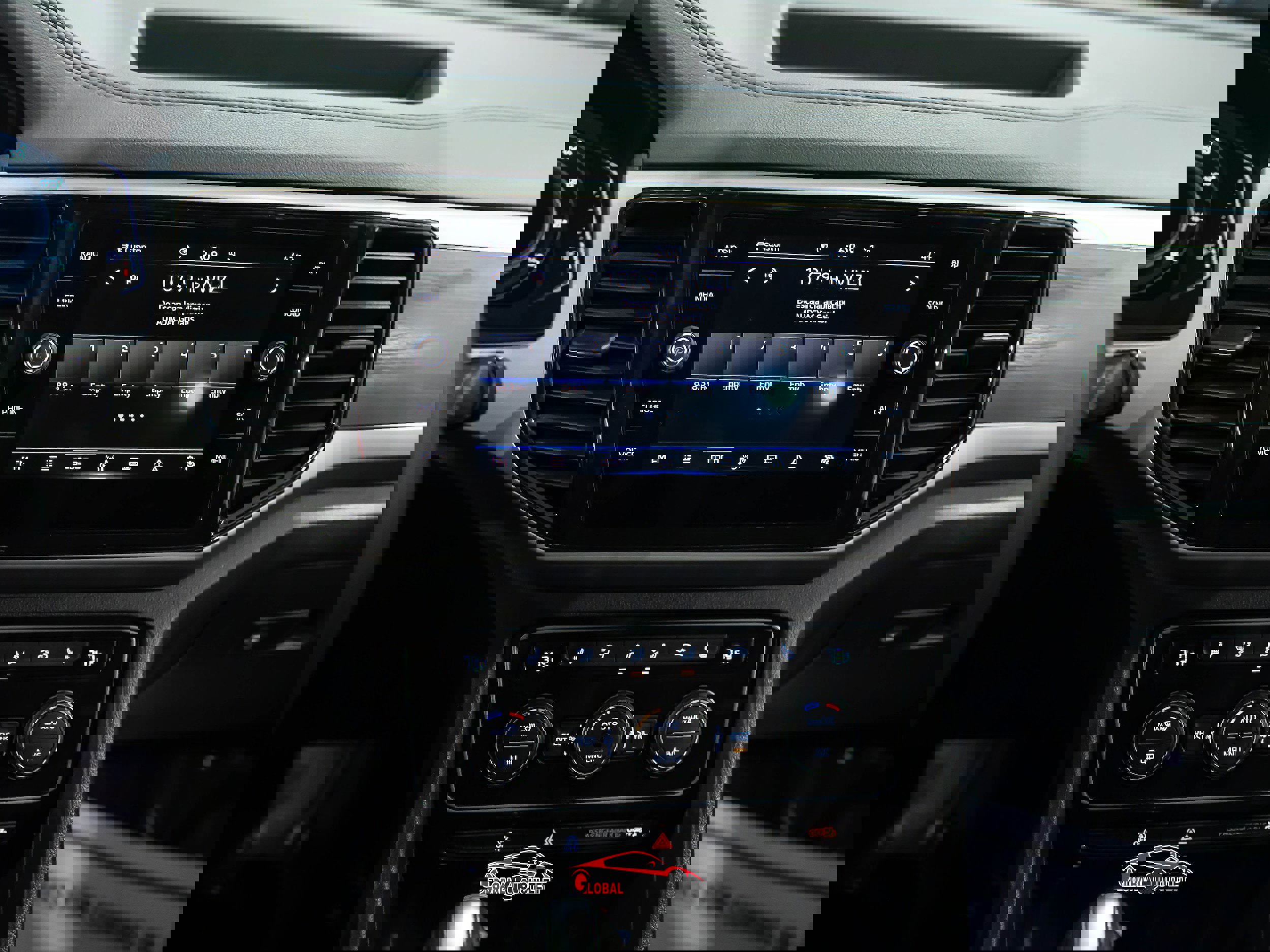 Used 2022 Volkswagen Atlas SE image 30