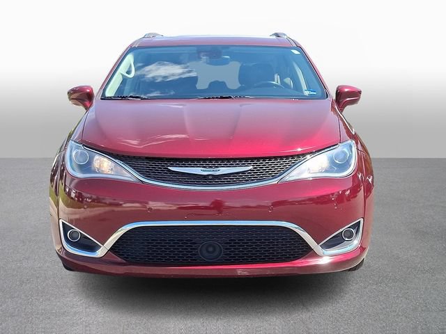 Used 2019 Chrysler Pacifica Touring-L Plus w/ Advanced Safetytec Group FWD image 2