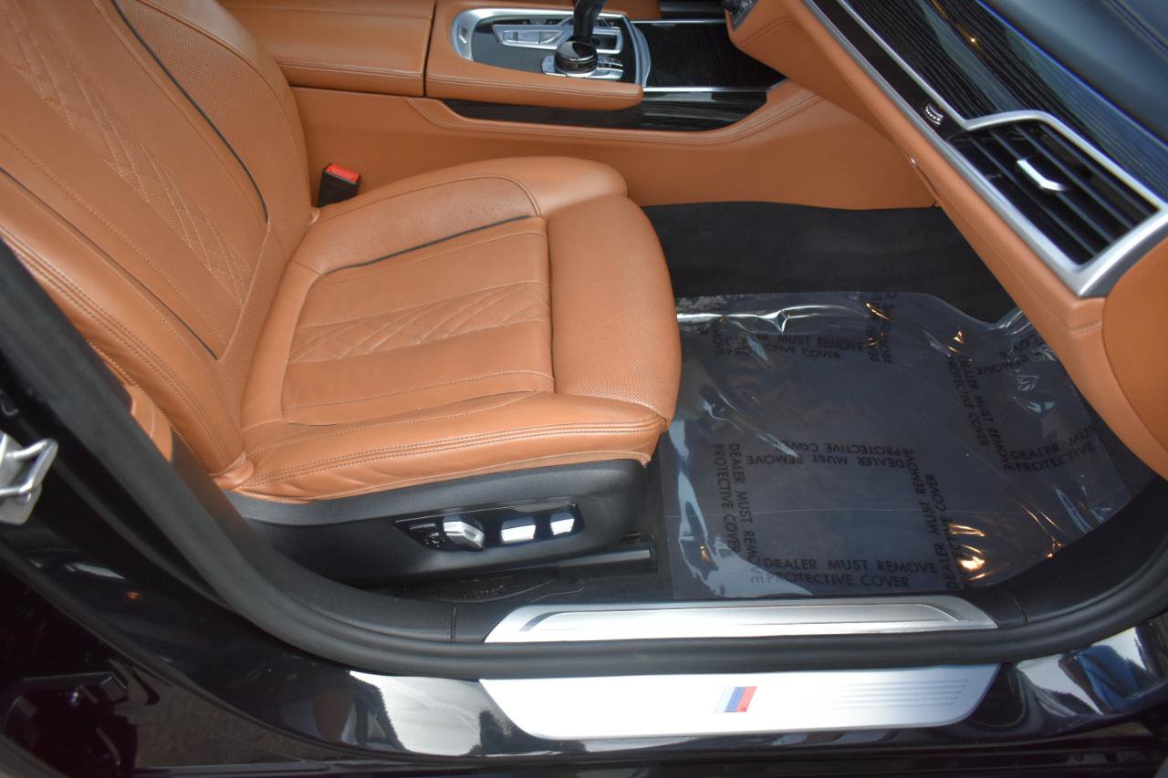 Used 2018 BMW 750i xDrive AWD/4WD image 27