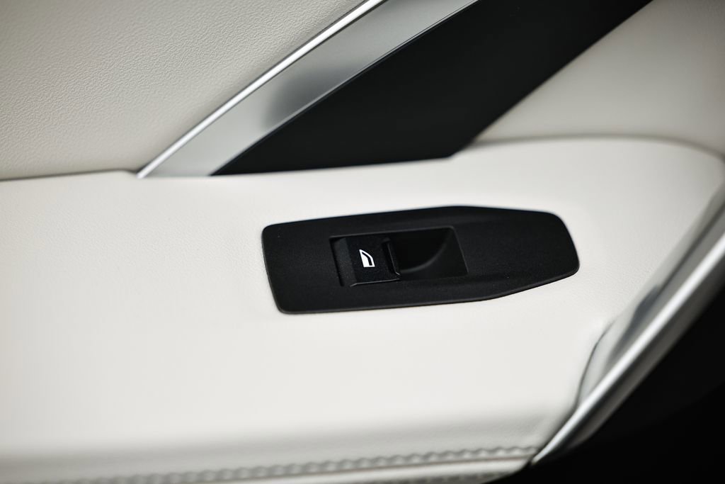 New 2026 BMW X1 xDrive28i AWD/4WD image 24