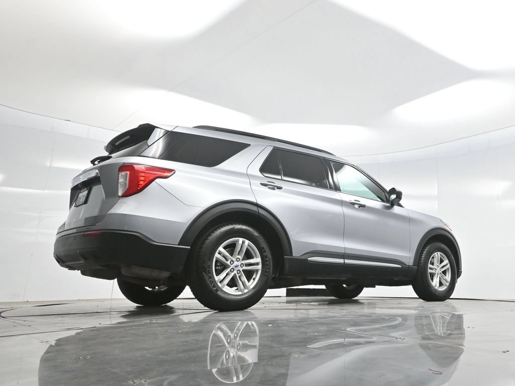 Used 2022 Ford Explorer XLT RWD image 59