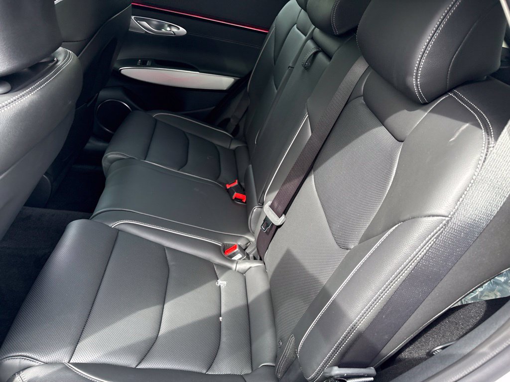 New 2027 Genesis GV70 2.5T Advanced AWD/4WD image 10