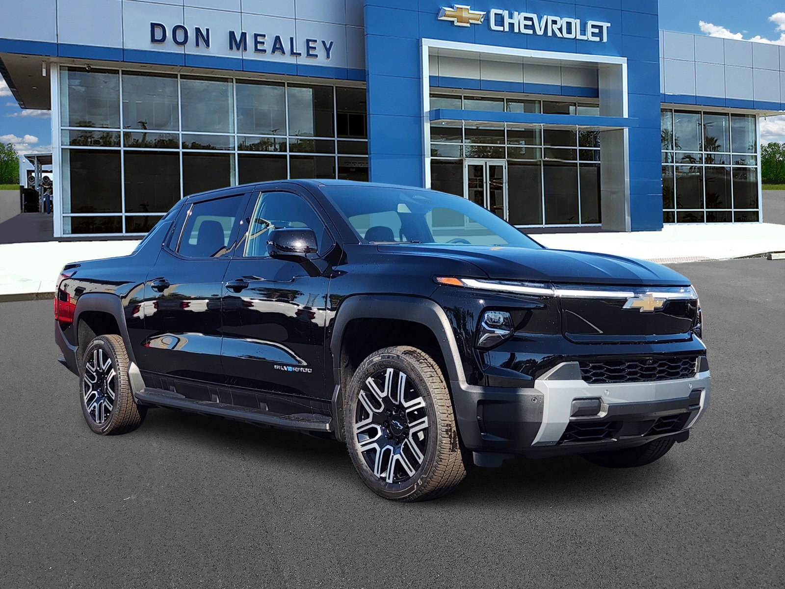 New 2026 Chevrolet Silverado EV LT image 1