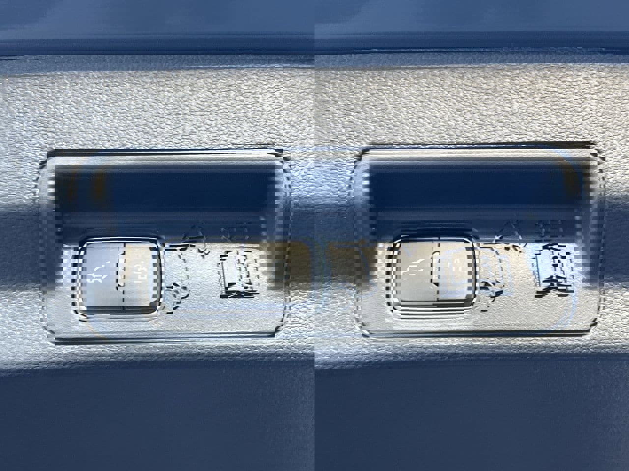 New 2026 Ford Explorer ST image 25