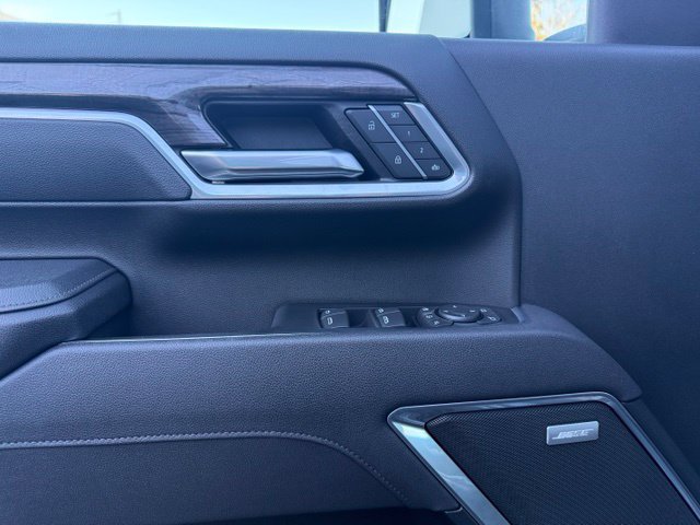 Used 2025 Chevrolet Silverado 2500 LTZ w/ Trail Boss Package AWD/4WD image 17