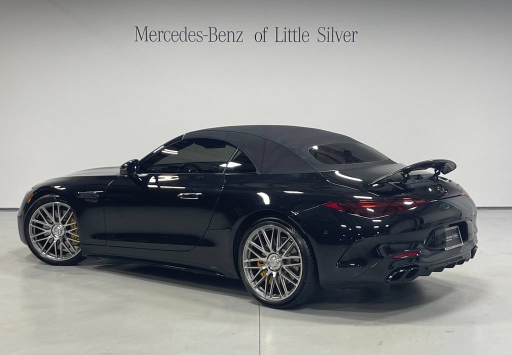 Certified 2022 Mercedes-Benz SL 63 AMG 4MATIC image 4